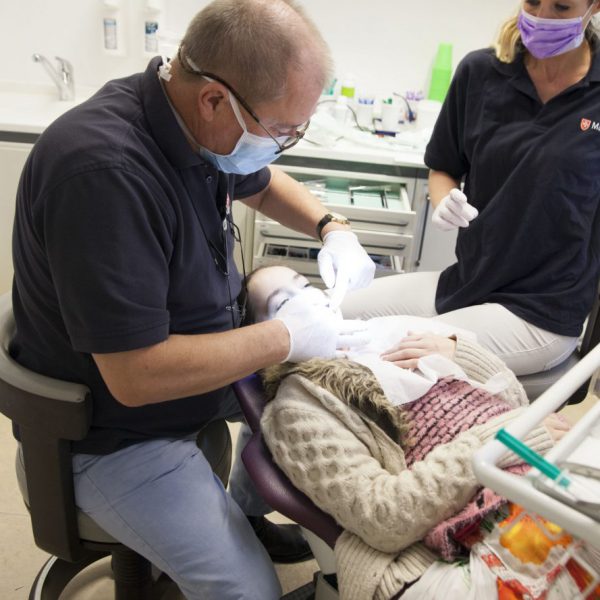 Wir helfen Menschen Haus der Zahnmedizin Wesseling